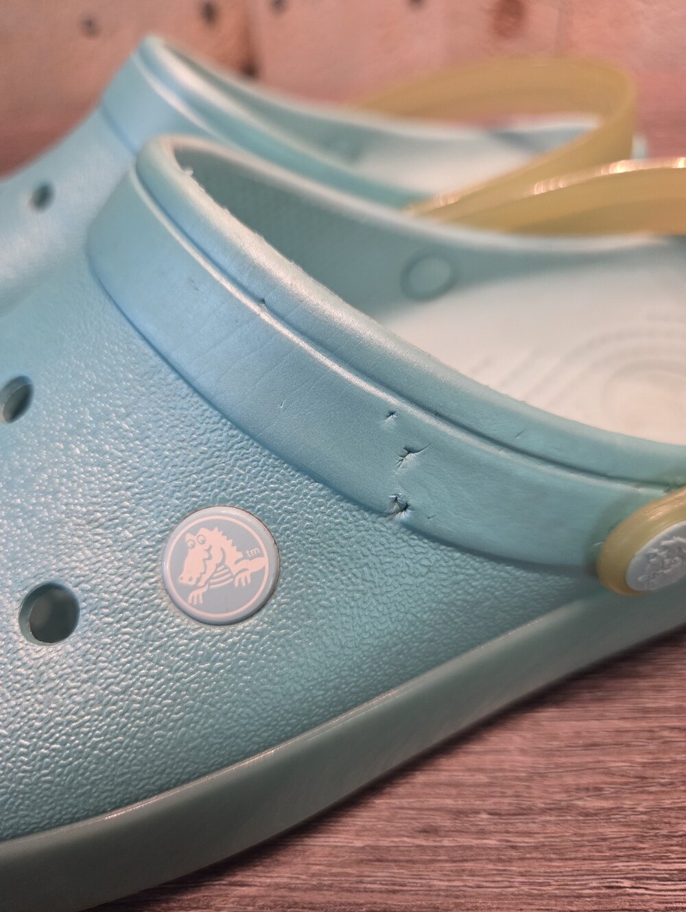 Crocs Crocband Ice Pop Clogs Ice Blue/Green RARE Fun Unique Color Size 7M 9W - Picture 4 of 9